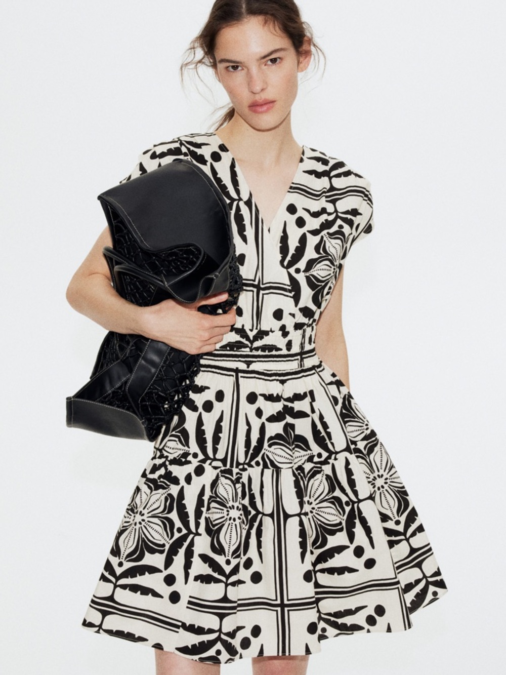 H&M Black and White Patterned V-Neck Mini Dress